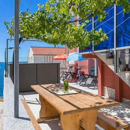 Family Friendly Apartments With A Swimming Pool Businci, Ciovo - 11232 تروغير المظهر الخارجي الصورة