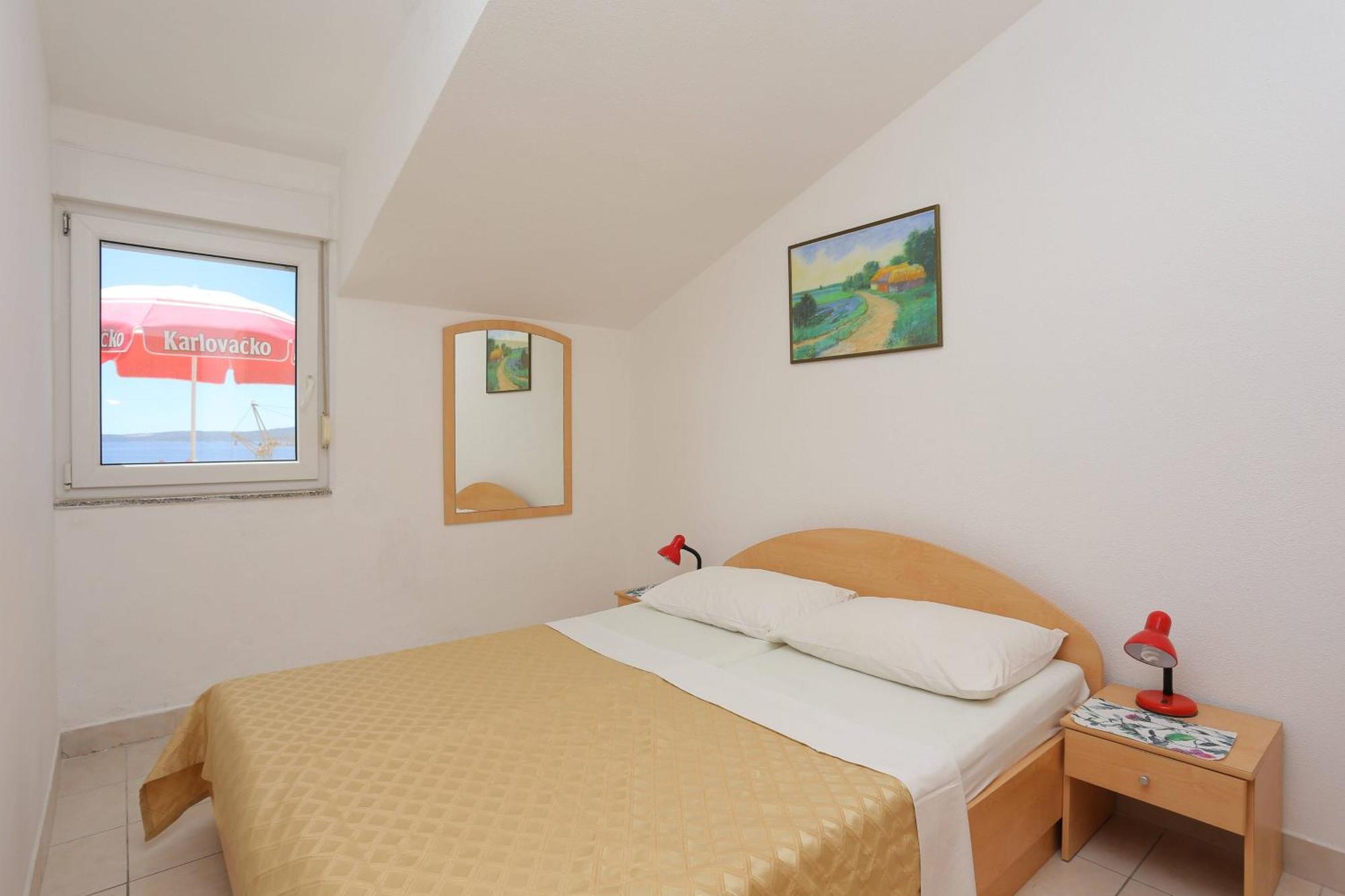 Family Friendly Apartments With A Swimming Pool Businci, Ciovo - 11232 تروغير المظهر الخارجي الصورة