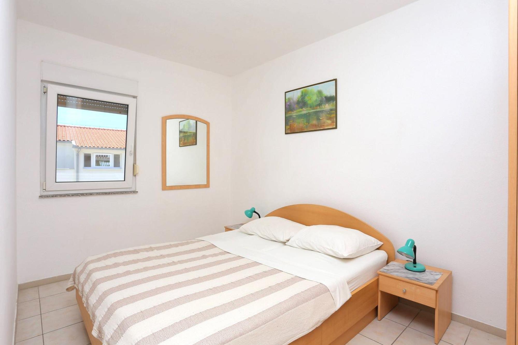 Family Friendly Apartments With A Swimming Pool Businci, Ciovo - 11232 تروغير المظهر الخارجي الصورة