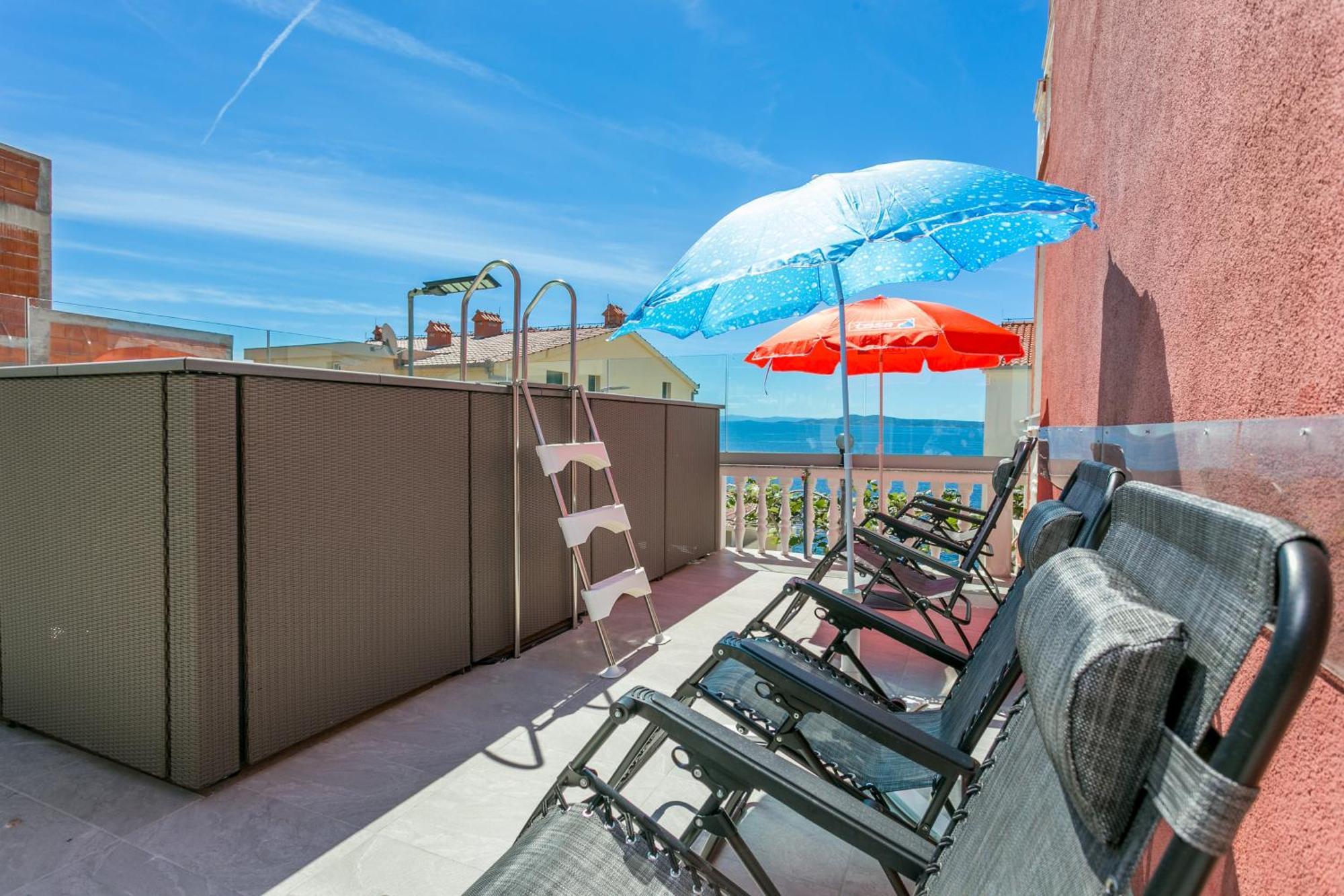 Family Friendly Apartments With A Swimming Pool Businci, Ciovo - 11232 تروغير المظهر الخارجي الصورة